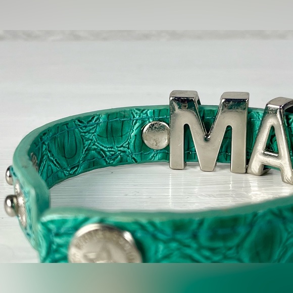 Vintage BCBGeneration Aqua Leather and Chrome Dream Bracelet with Snaps Y2K - Picture 8 of 9